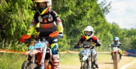 Nachwuchs-Enduro begeistert in Hohndorf